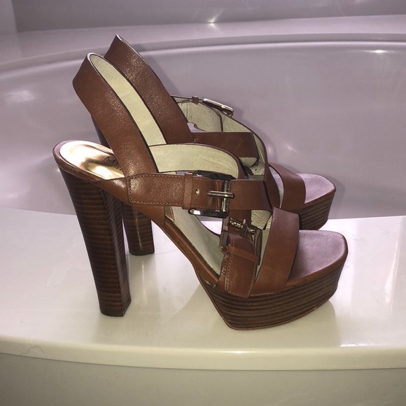 Authentic MICHAEL Michael Kors heels. - Picture 1 of 7